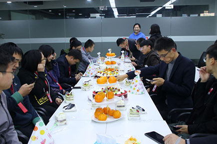 聯測員工生日會:共奮斗,同成長