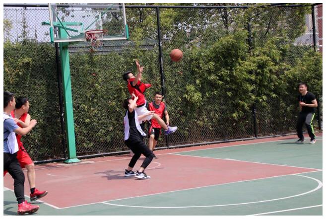 全員健身,這家公司籃球高手多達30個?